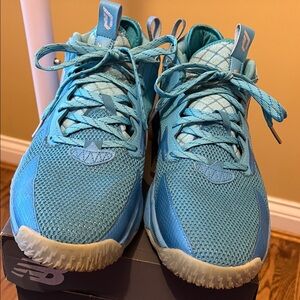 New Balance Men's Blue Athletic Shoes